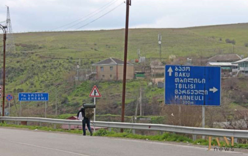 Alman gənc ailəsi ilə mübahisə edib səyahətə çıxdı - Qazaxda həbs olundu