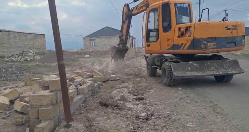 Gəncədə qanunsuz tikililərə qarşı MONİTORİNQ