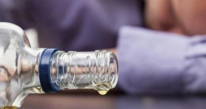 Gəncədə 31 yaşlı kişi sirkə turşusundan zəhərlənib