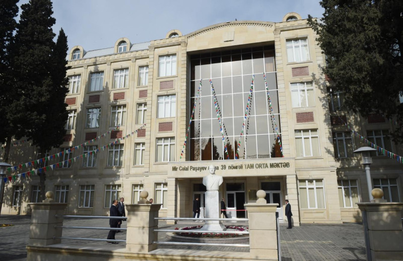 Gəncənin 39 saylı məktəbində azyaşlılar ailəlikcə təhqir edilir – İDDİA