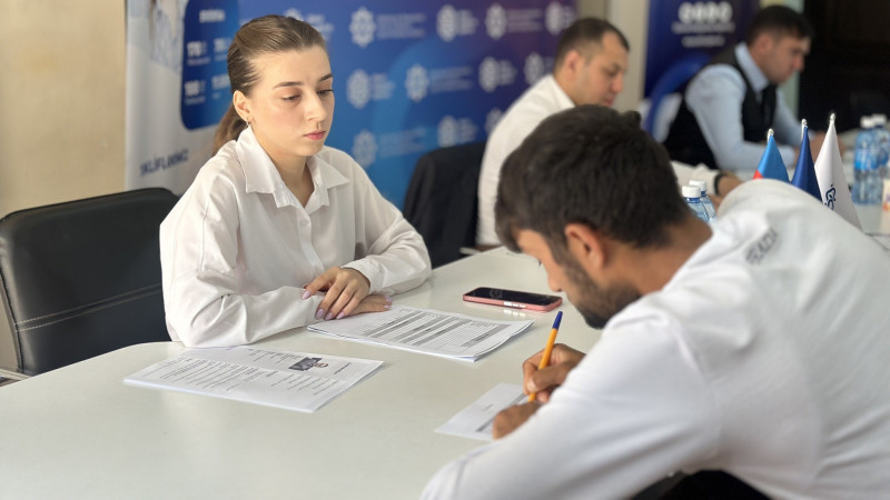 Gəncədə iş axtaranların NƏZƏRİNƏ