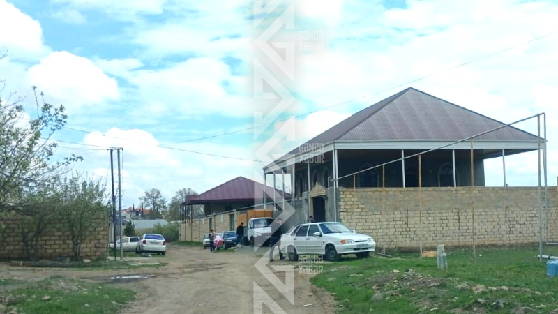 Gəncədə 50 yaşlı kişi intihar edib