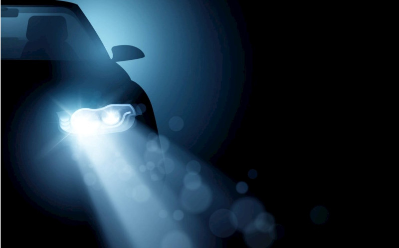 Sürücü uzaq vuran işığı yandırdı - DÖYÜLDÜ