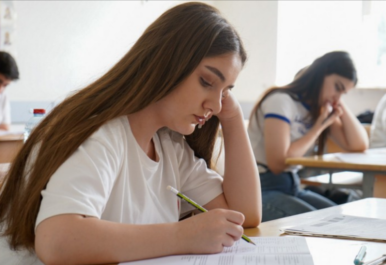 Magistraturaya qəbulun II cəhdində iştirak etmək istəyənlərin SAYI