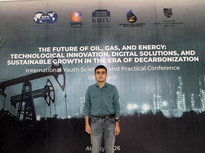 Gəncəli tələbə Qazaxıstanda ikiqat uğura imza atdı