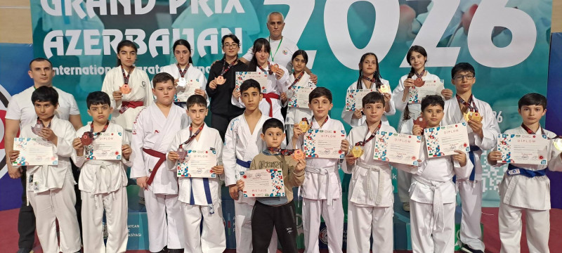 Karateçilərimiz beynəlxalq turnirdən Gəncəyə 21 medalla qayıdırlar