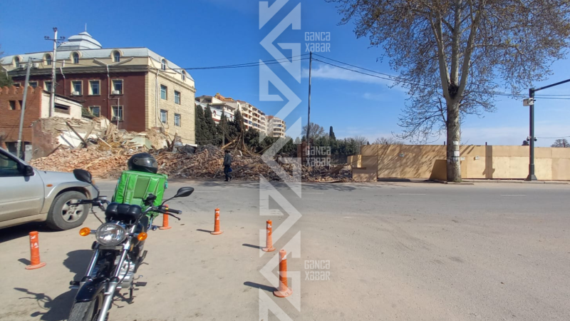 Gəncə Mallun yanında sökülən binalar tarixi idi? – İDDİALARA CAVAB