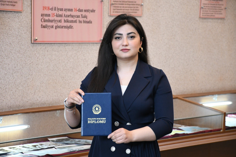 Gəncəli müəllimə elmi dərəcə verilib