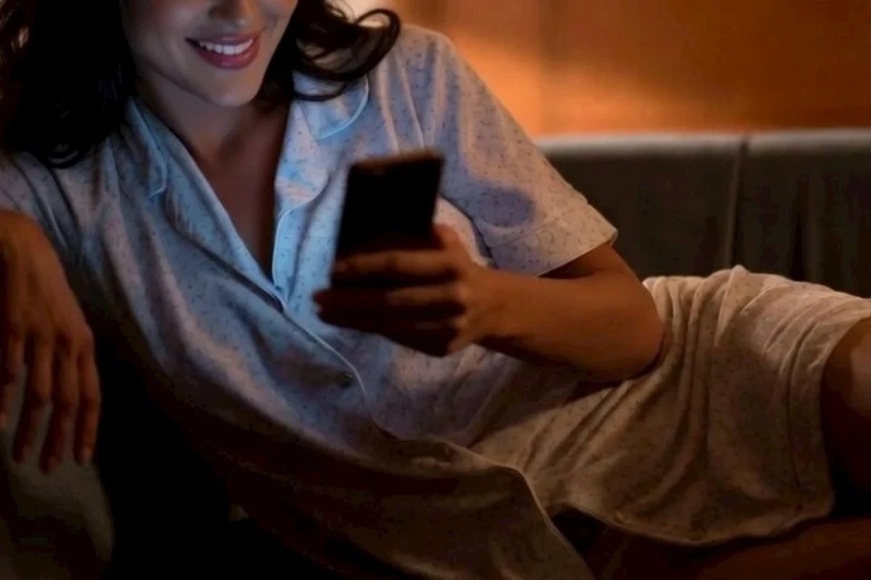 Həbsdə olan qonşusunun arvadı ilə yaşayan KİŞİNİ DÖYDÜ