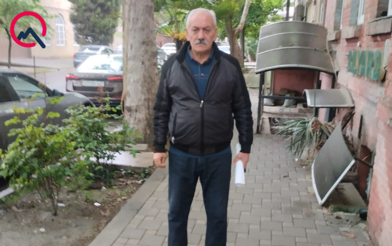 Gəncə sakini: Evimi satıb işçilərin pulunu verdim, kirayələrdə bir qəpiksizəm...