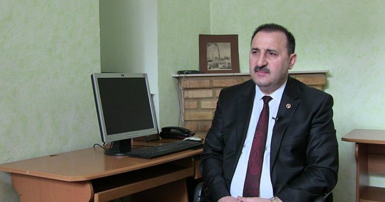 Gədəbəyli sabiq deputat həbsdə dalaşdı – Karsə salındı