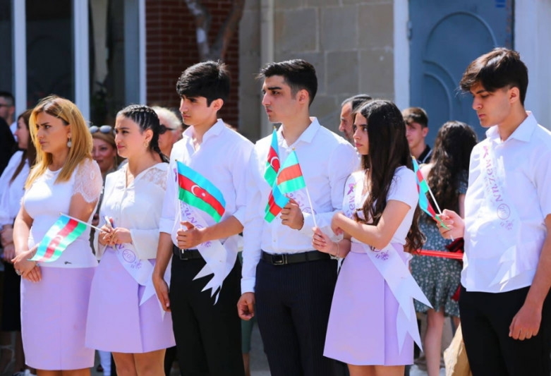 Bu il bölgəmizdə 6583 şagird məzun olur