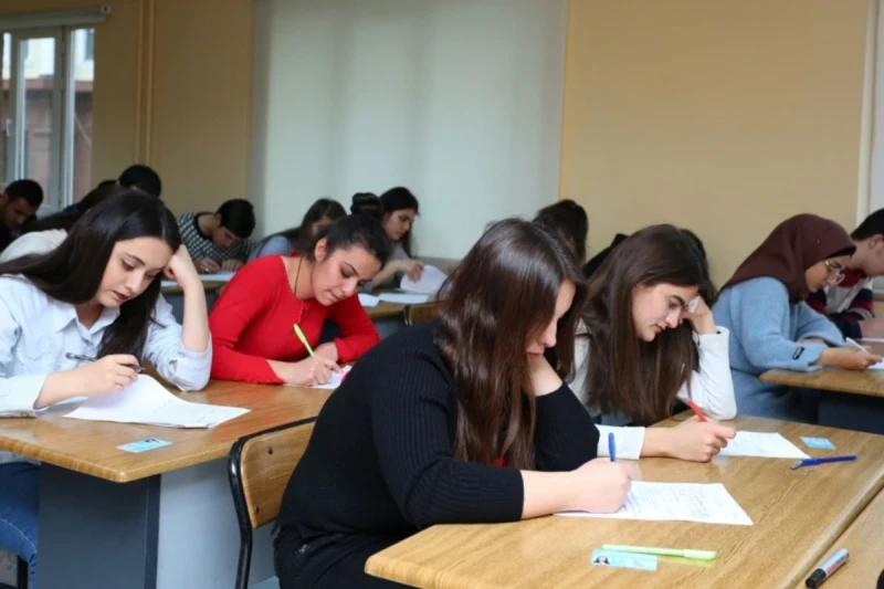 Gəncədə təhsil işçilərinə ŞAD XƏBƏR: avtobus ödənişlərinin 10%-i…