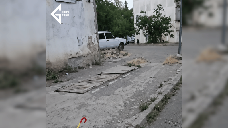 Gəncəlilər binanın şəraitindən narazıdırlar