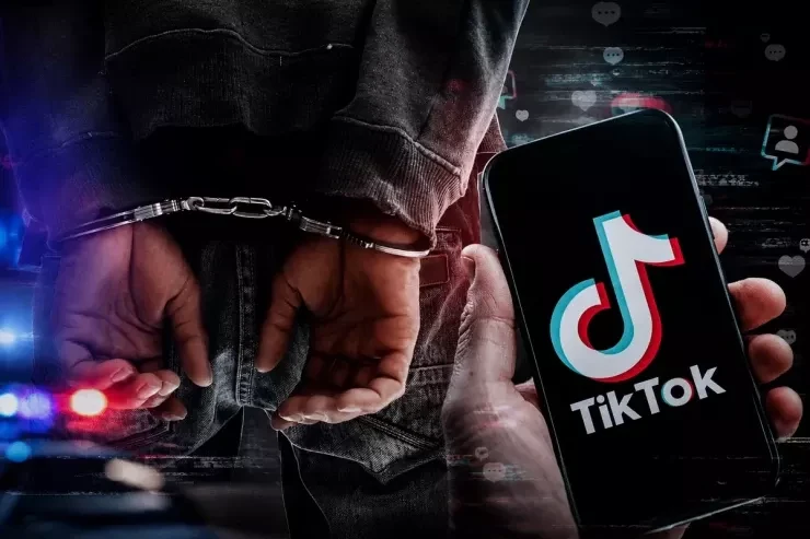 Canlı yayımda söyüş söyən tiktokerlər SAXLANILDI