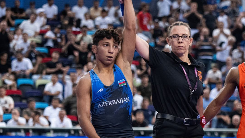 Gəncəli güləşçi dünya çempionatında yarımfinala vəsiqə qazanıb
