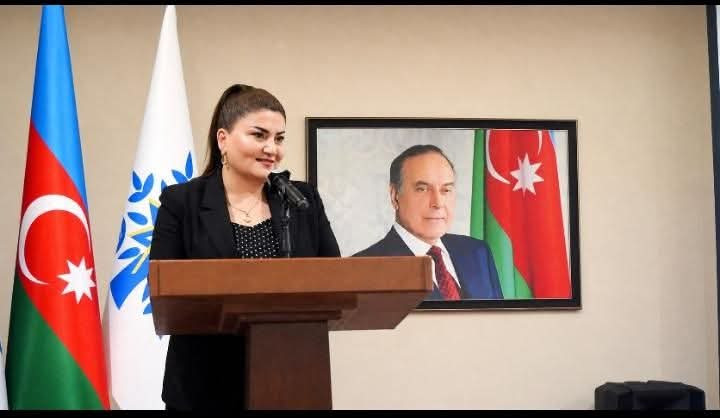Məktəbdə sanitar qovşağı dağıtdığı deyilən direktordan CAVAB