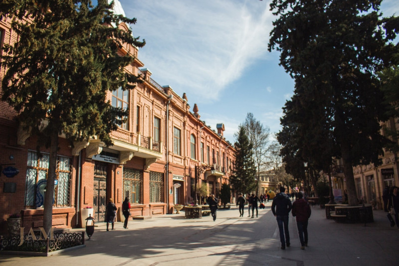 Azərbaycanda əhali sayı artıb