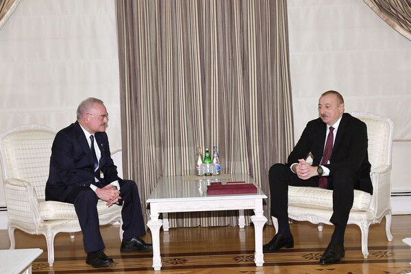 Gəncədə dünyaya göz açan dövlət xadiminin 91 yaşı oldu