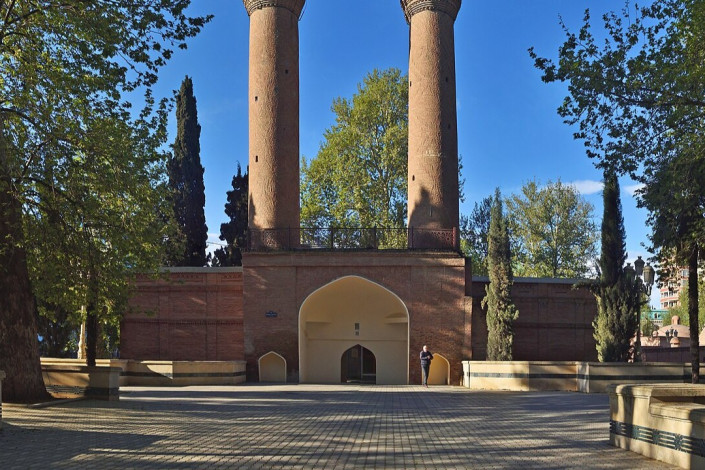 Gəncədə Şah Abbas məscidinin bərpasına PUL AYRILIB