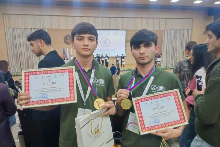 Gəncəli məktəblilər qızıl medal QAZANDI