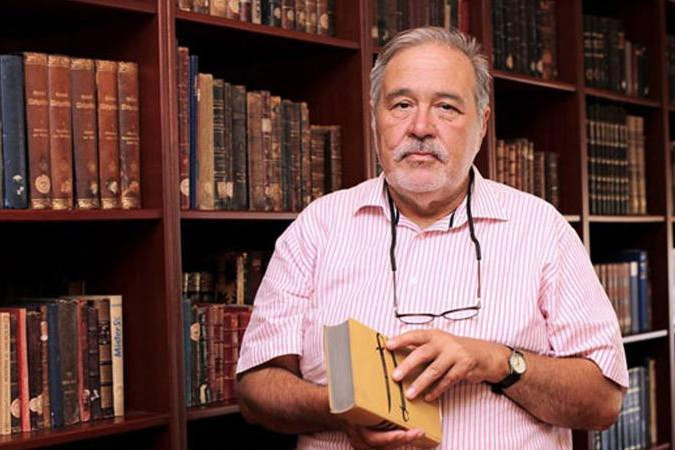 Türkiyənin tanınmış alimi xəstəxanaya yerləşdirilib