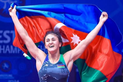 Gəncəli güləşçi Avropa çempionatında ilk qələbəsini əldə edib