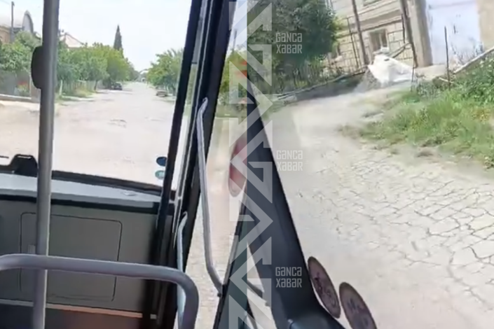 Gəncədə asfalt "gözləyən" yol, sınağa çəkilən avtobuslar