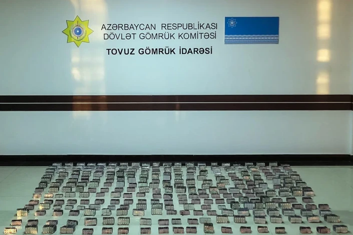 Tovuz gömrüyündə ƏMƏLİYYAT - Bəyan edilməyən 43 mindən çox dərman