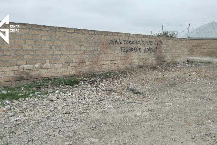 Gəncədə sakinlər zibil qutularının ləğvindən narazıdır