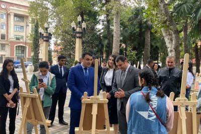 Gəncədə rəsm müsabiqəsi keçirilib: qaliblərə diplom, iştirakçılara isə sertifikatlar verilib