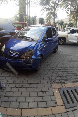 Gəncədə iki "Mercedes" avtomobilləri toqquşub