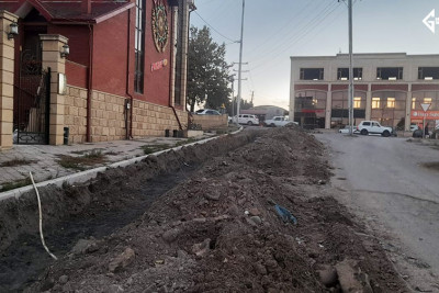 Gəncədə işıq xətlərinin yenilənməsi işləri davam edir