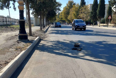 Gəncə: bir neçə küçədə kanalizasiya quyularının ağzı açıqdır