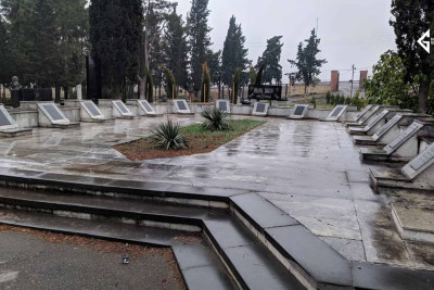 Gəncədə 19 ispan pilotunun məzarı