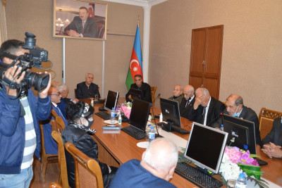 AMEA-nın Gəncə bölməsində dəyirmi masa keçirilib