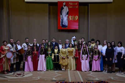 Gəncədə "Nizami-880" adlı bədii kompozisiya nümayiş olunub