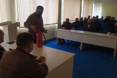 Gəncə: fövqəladə hadisələr zamanı düzgün davranış mövzusunda tədbir keçirilib