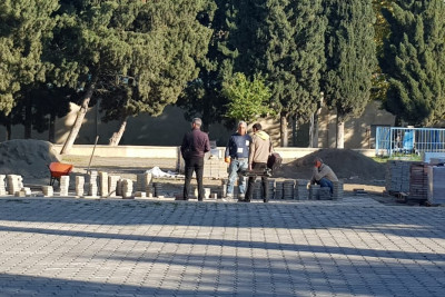 Gəncə: Atatürk parkında təmir işləri görülür