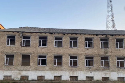 Gəncədə erməni terroru zamanı zədələnmiş məktəbin şagirdləri digərinə köçürülüb