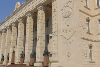 Gəncədə "Vətən müharibəsində Azərbaycan qadını" adlı konfrans baş tutub