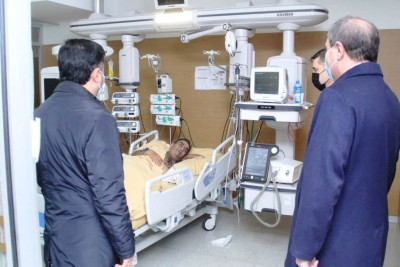 Gəncə şəhər İcra Hakimi Vətən müharibəsi iştirakçısını ziyarət edib