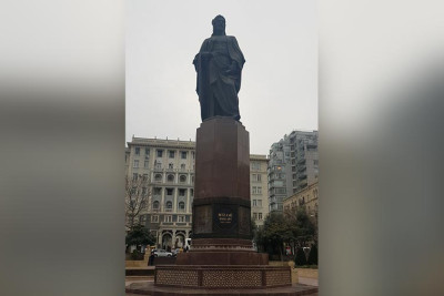 Nizami Gəncəvinin heykəli daha bir ölkədə qoyulacaq