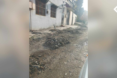 Gəncə: Mahrasa bağında küçə işıqlandırılır