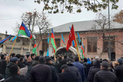 Gəncədə şəhidin xatirəsinə inşa edilən bulağın açılış mərasimi keçirilib
