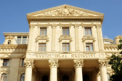Xarici İşlər Nazirliyinin nümayəndələri Gəncədə şəhidlərin xatirəsini yad ediblər