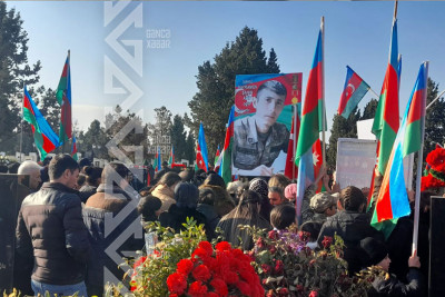 Gəncədə eyni gündə dəfn olunan üç şəhidin xatirələri anılıb