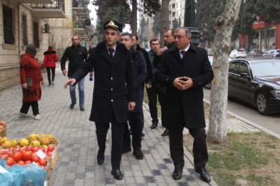 Gəncədə qanunsuz küçə ticarətinin qarşısını almaq üçün addımlar atılıb