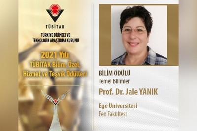Gəncədə fəaliyyət göstərən türkiyəli professor Elm Mükafatı ilə təltif olunub