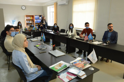 Gəncədə "Peşəkar işçi profili və şəbəkələşmə" mövzusunda tədbir baş tutub